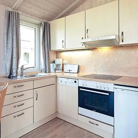 Two-bedroom In 11 Feriehus Grömitz
